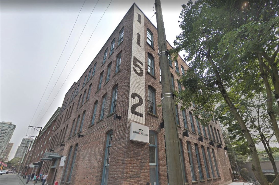 1152 Mainland St_2