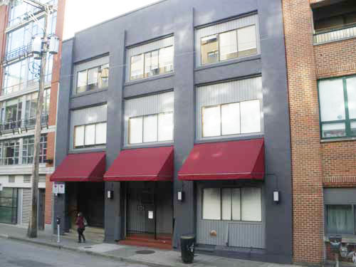 Hamilton St. 1224