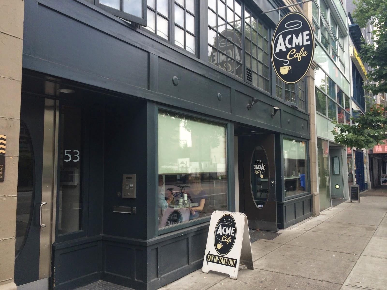 Hastings St. W. 51-001
