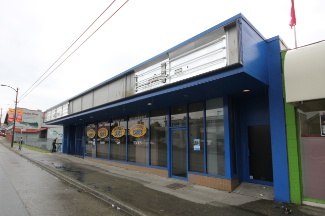 Victoria Dr. 4837(small)