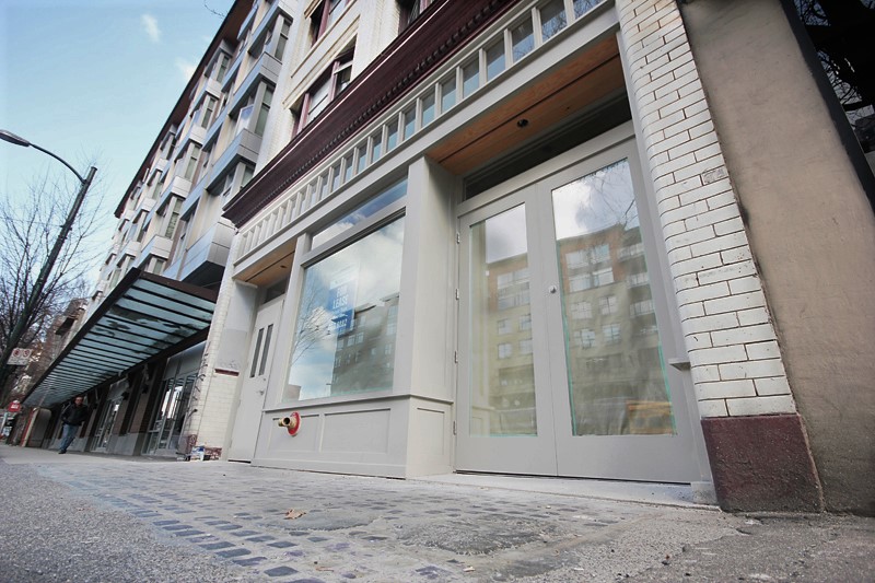 1014 Main St