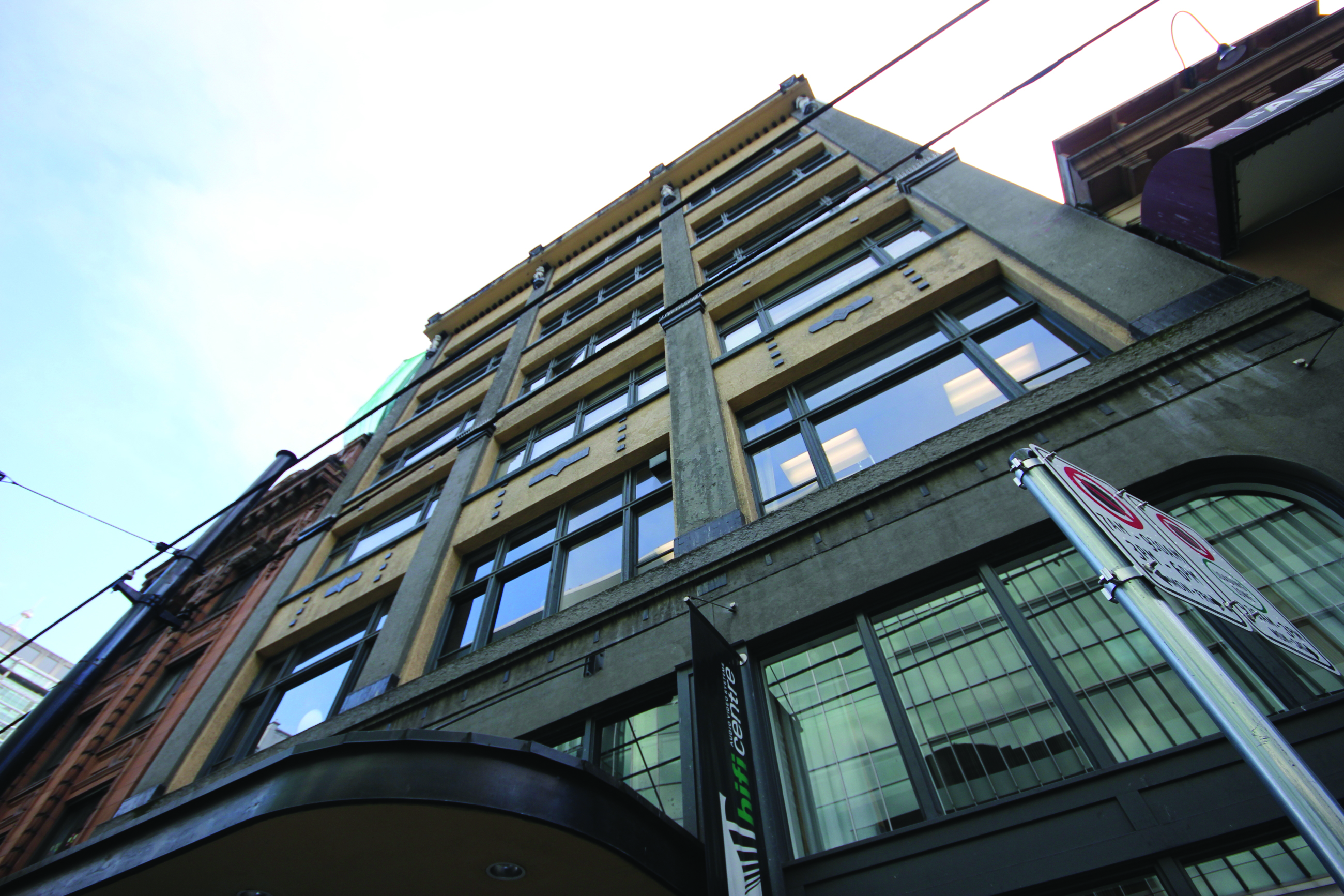 Seymour St. 576 158