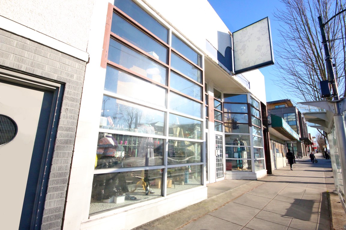 Main St. 4578_Ext_11_2