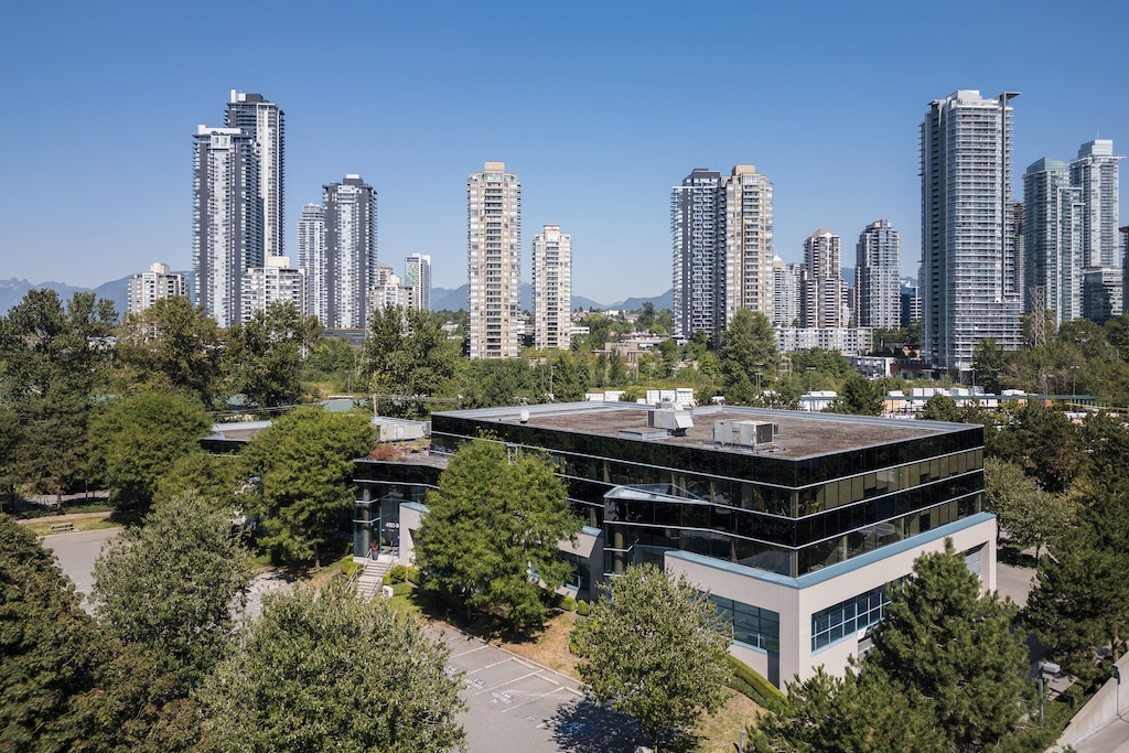 Still Creek Dr. 4185_Aerial_Francis Lai_01